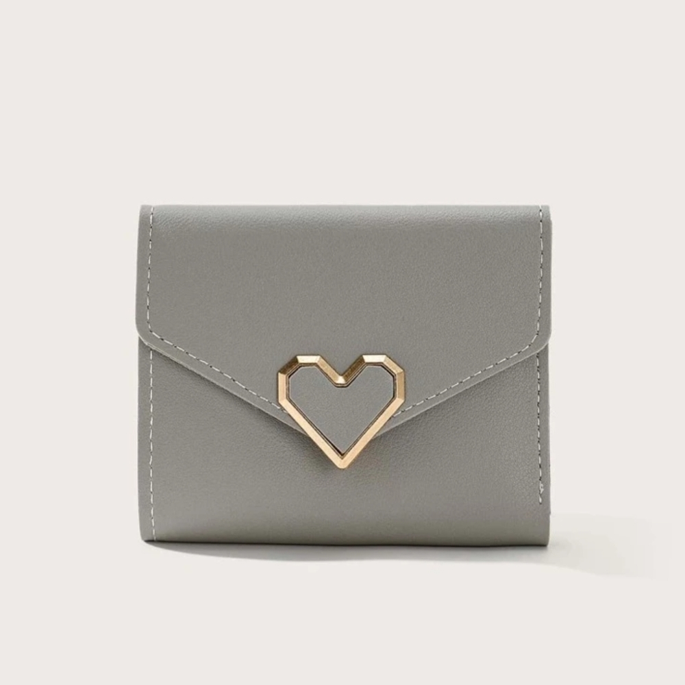 Woman's tri-fold wallet